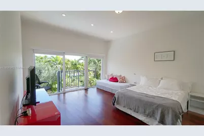 691 Ridgewood Rd, Key Biscayne, FL 33149 - Photo 44