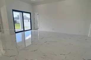 4304 NW 27th Ln, Cape Coral, FL 33993 - Photo 6