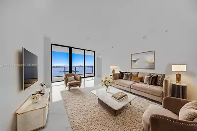 700 NE 24th St #2704, Miami, FL 33137 - Photo 16