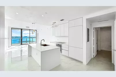 700 NE 24th St #2704, Miami, FL 33137 - Photo 6