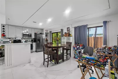 9502 SW 151st Ct, Miami, FL 33196 - Photo 10