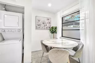 9667 NW 15th Ct, Pembroke Pines, FL 33024 - Photo 14