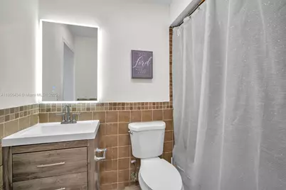 9667 NW 15th Ct, Pembroke Pines, FL 33024 - Photo 18