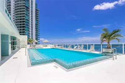 218 SE 14th St #1406, Miami, FL 33131 - Photo 18