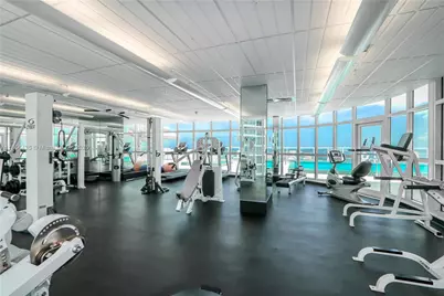 218 SE 14th St #1406, Miami, FL 33131 - Photo 16