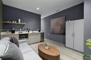 239 SW 9th St, Miami, FL 33130 - Photo 4