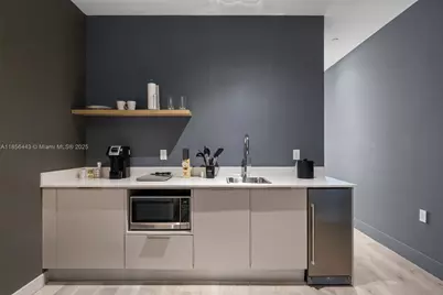 239 SW 9th St #305, Miami, FL 33130 - Photo 8