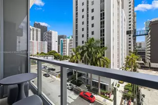 239 SW 9th St, Miami, FL 33130 - Photo 18