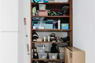 350 S Miami Ave, Miami, FL 33130 - Photo 16