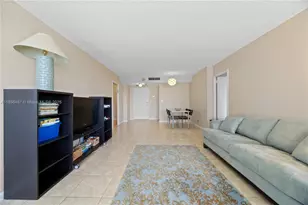 251 174th St, Sunny Isles Beach, FL 33160 - Photo 4