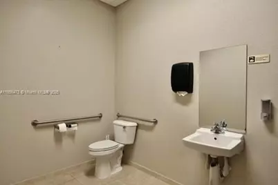 1032 Tamiami Trail #7, Port Charlotte, FL 33953 - Photo 6