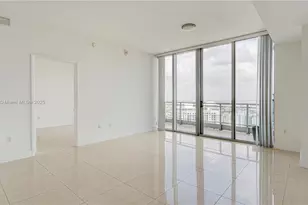 90 SW 3rd St, Miami, FL 33130 - Photo 2