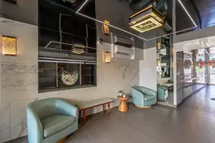 121 Golden Isles Dr, Hallandale Beach, FL 33009 - Photo 36