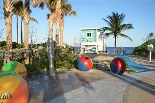 121 Golden Isles Dr, Hallandale Beach, FL 33009 - Photo 52