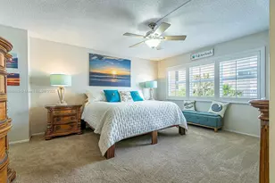 121 Golden Isles Dr, Hallandale Beach, FL 33009 - Photo 18