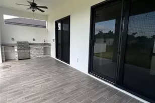 4304 NW 27th Ln, Cape Coral, FL 33993 - Photo 12