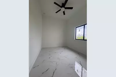 4304 NW 27th Ln, Cape Coral, FL 33993 - Photo 8