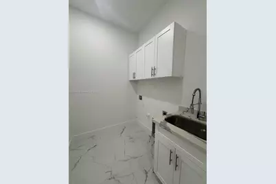 4304 NW 27th Ln, Cape Coral, FL 33993 - Photo 10