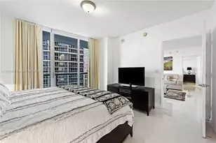 475 Brickell Ave, Miami, FL 33131 - Photo 10