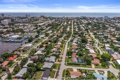 949 SE 5th St, Deerfield Beach, FL 33441 - Photo 32