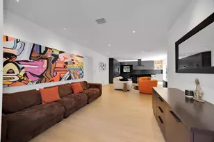 5827 SW 69th Ct, Miami, FL 33143 - Photo 2