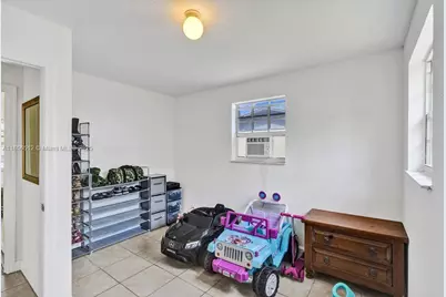 10451 SW 150 Ter, Miami, FL 33176 - Photo 34