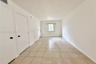 1251 SE 29th St, Homestead, FL 33035 - Photo 8