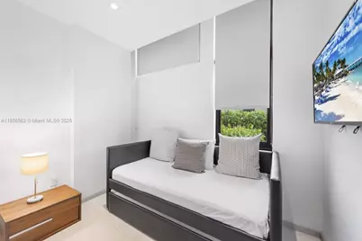 418 Sunset Dr, Hallandale Beach, FL 33009 - Photo 46