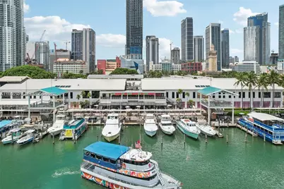 398 NE 5th St #4415, Miami, FL 33132 - Photo 2