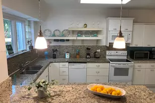 701 Hollywood Blvd, Hollywood, FL 33019 - Photo 4