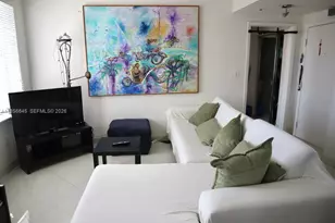 802 Euclid Ave, Miami Beach, FL 33139 - Photo 2