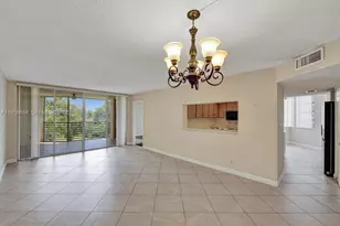 9520 Seagrape Dr, Davie, FL 33324 - Photo 6