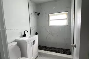 894 NW 108th St, Miami, FL 33168 - Photo 2