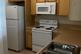6001 SW 70th St, South Miami, FL 33143 - Photo 8