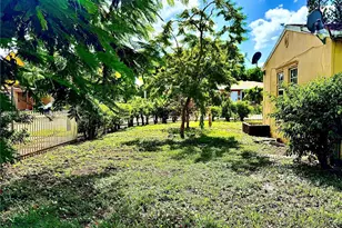 17001 NE 6th Ct, North Miami Beach, FL 33162 - Photo 4