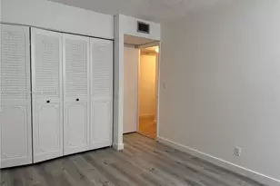 20441 NE 30th Ave, Aventura, FL 33180 - Photo 6