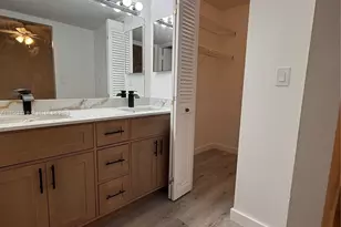 20441 NE 30th Ave, Aventura, FL 33180 - Photo 4