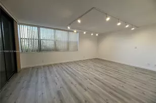 20441 NE 30th Ave, Aventura, FL 33180 - Photo 12