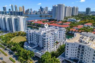 3030 NE 188th St, Aventura, FL 33180 - Photo 44