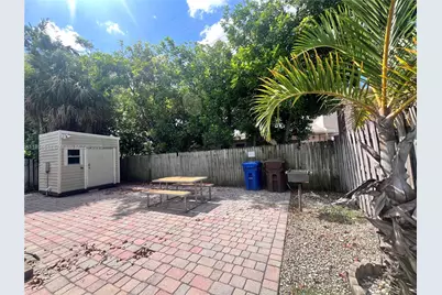 716 SE 14th Ct #1-4, Fort Lauderdale, FL 33316 - Photo 2