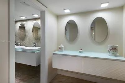 5660 Collins Ave #4B, Miami Beach, FL 33140 - Photo 14