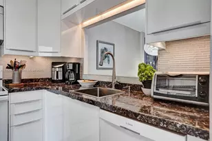 5102 NW 36th St, Lauderdale Lakes, FL 33319 - Photo 2