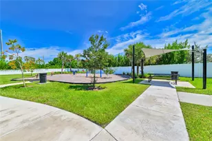 3506 Joshua Tree St, Palm Springs, FL 33461 - Photo 46