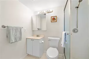 1010 Ellesmere A, Deerfield Beach, FL 33442 - Photo 12