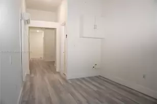 4851 E 8th Ct, Hialeah, FL 33013 - Photo 12