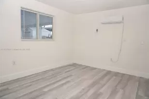 4851 E 8th Ct, Hialeah, FL 33013 - Photo 10