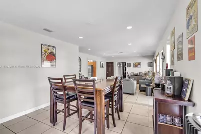 2851 NW 99th Ave, Doral, FL 33172 - Photo 20