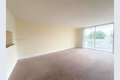 484 NW 165th St Rd #A-412, Miami, FL 33169 - Photo 4