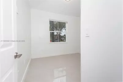 939 NE 42nd Ter, Homestead, FL 33033 - Photo 20