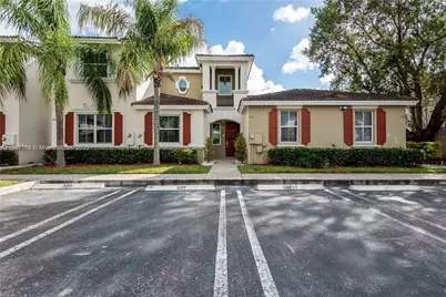 939 NE 42nd Ter, Homestead, FL 33033 - Photo 1